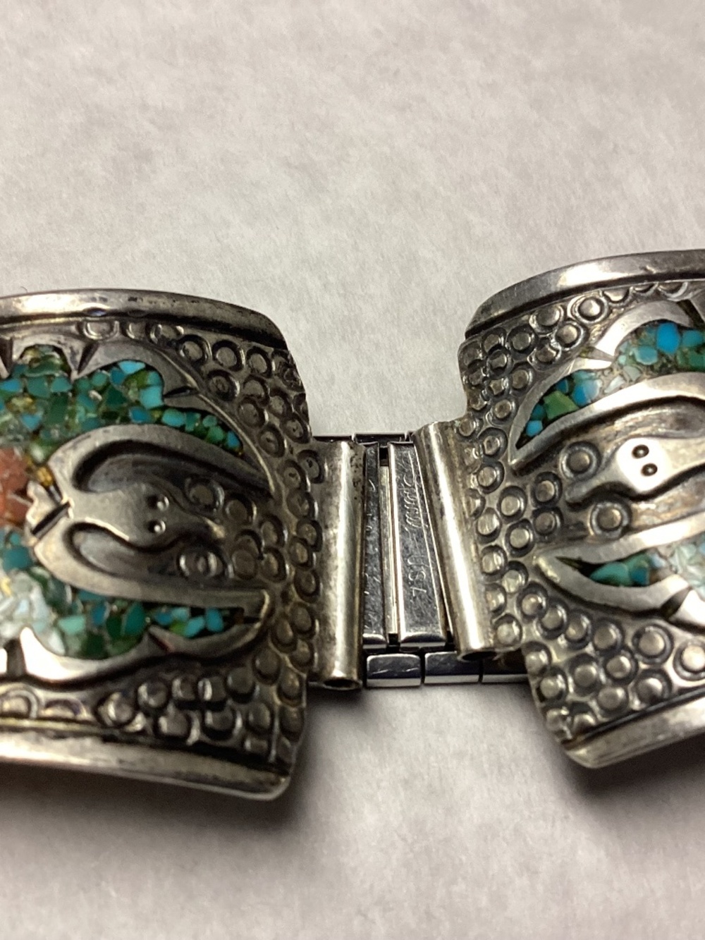NAVAJO.  NATIVE  AMERICAN WATCH TIPS SPEIDEL BAND PEYOTE BIRD.